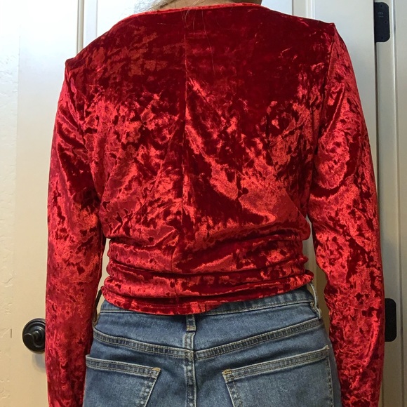 red velvet long sleeve - Picture 6 of 8